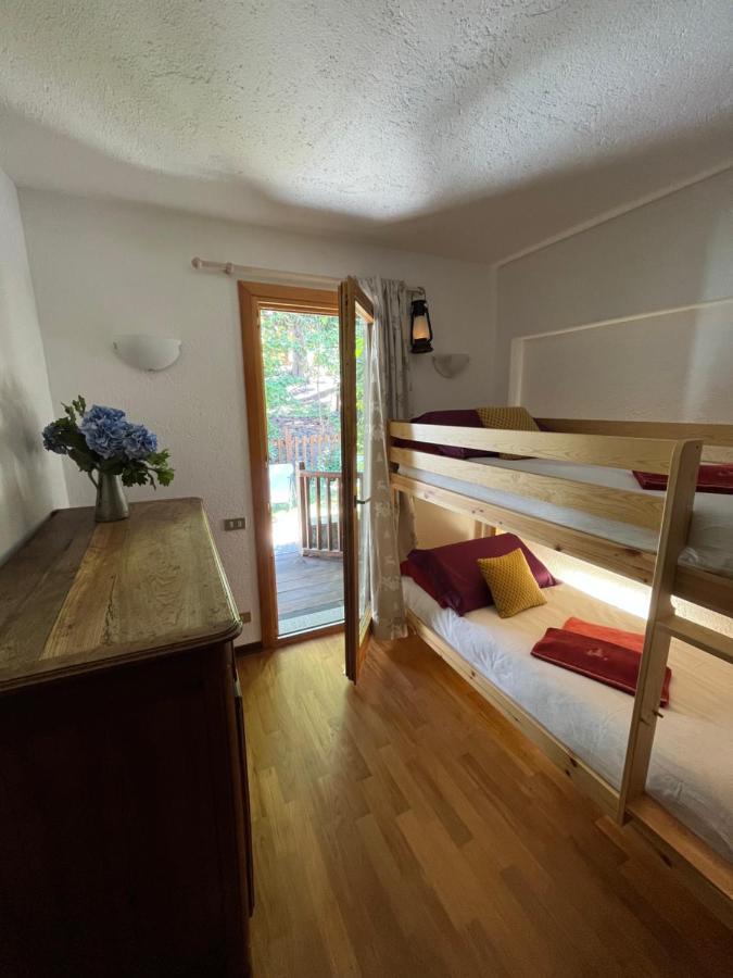 Chalet Blanc "Le Flocon" Courmayeur Exterior photo